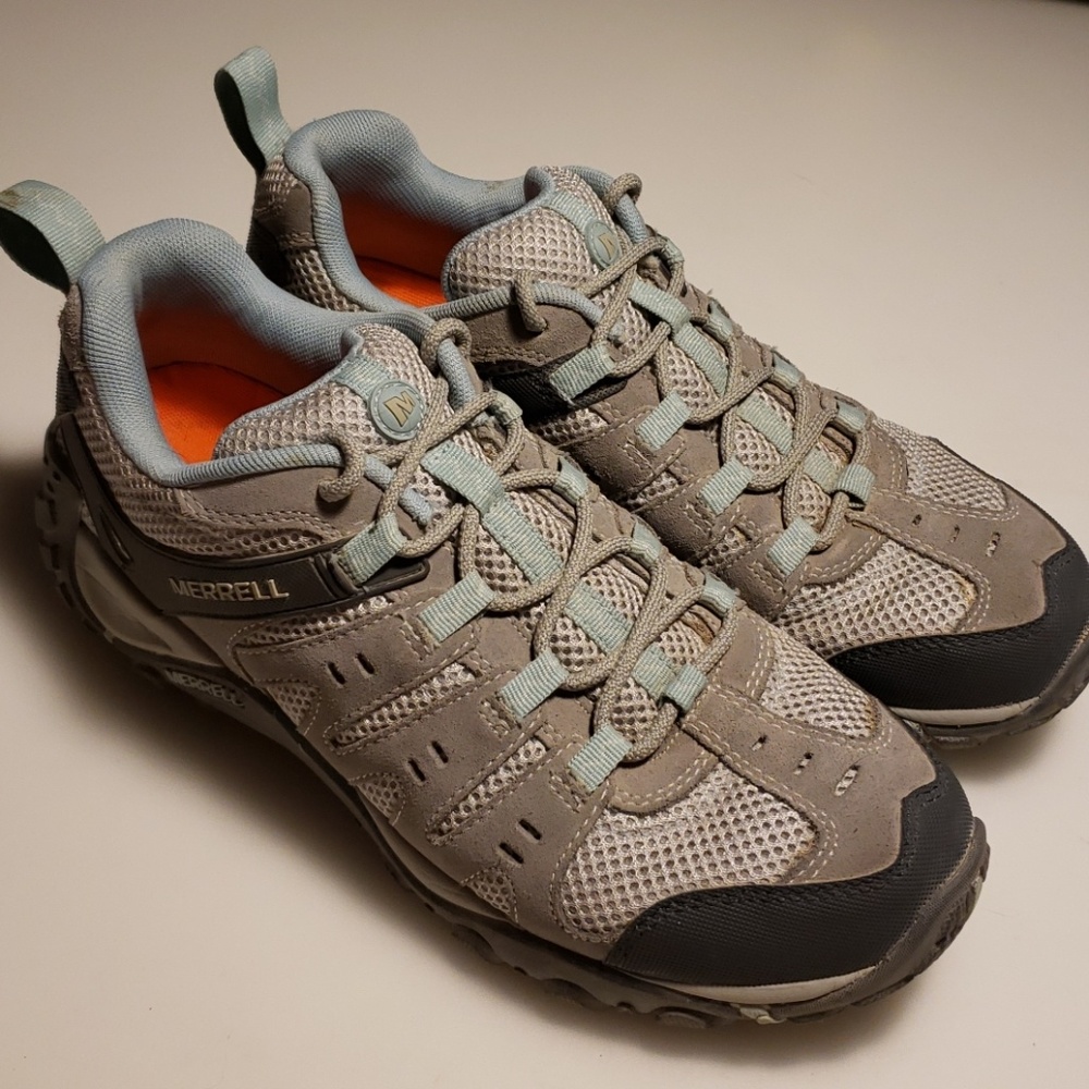 ☆NEW!!!  Merrell size 8.5 NWOT